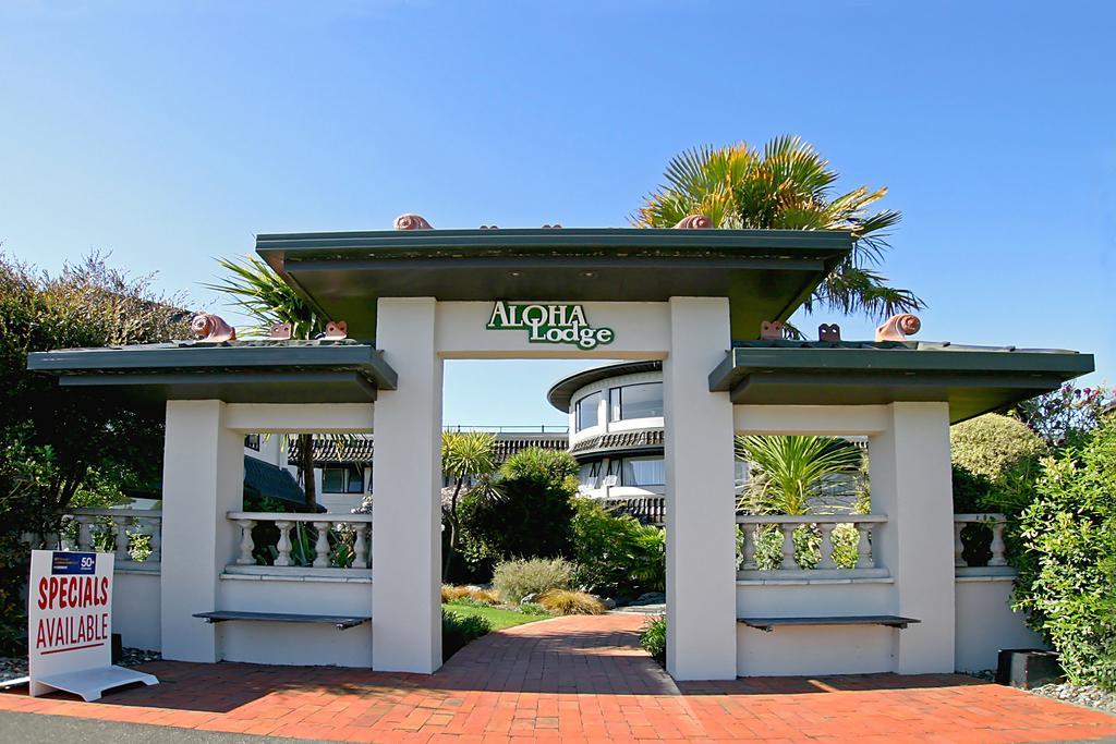 Aloha Lodge Beachside Accommodation Nelson Exterior photo
