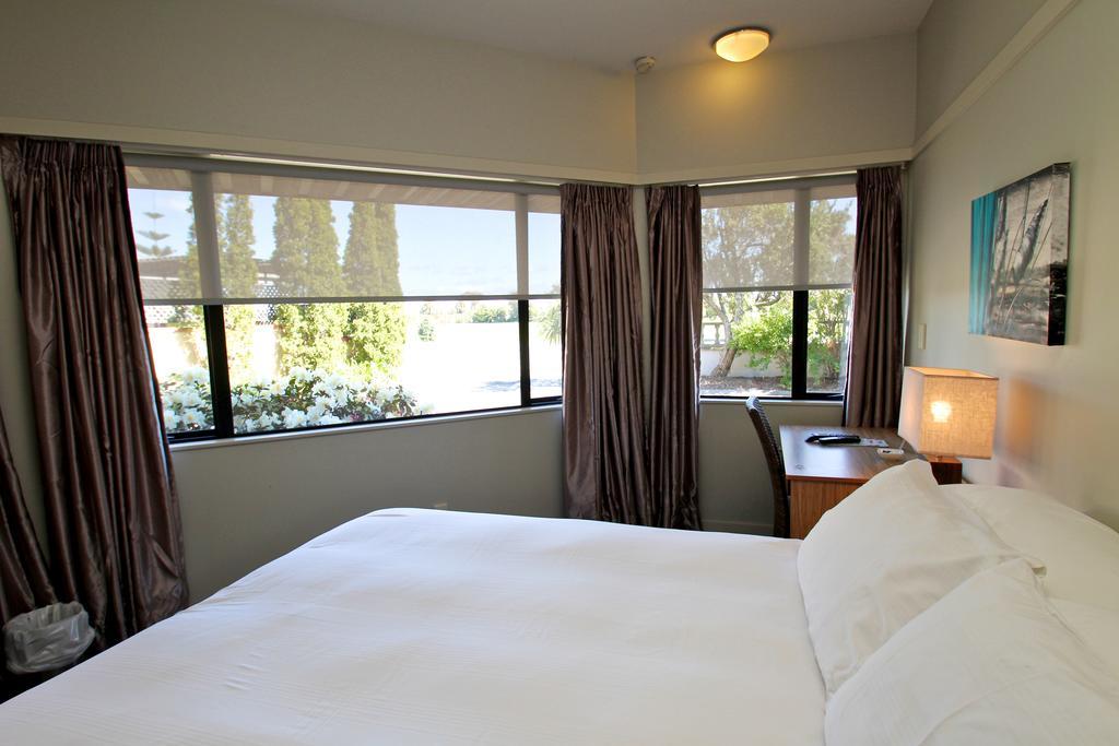 Aloha Lodge Beachside Accommodation Nelson Exterior photo